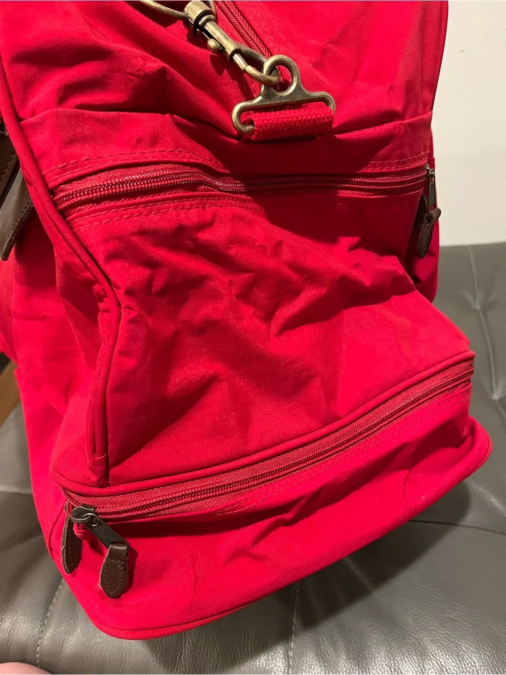 Marlboro Brown Trim Red Travel Duffel Bag / Travel Bag. Vintage.